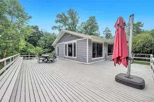 125 Hicks Ln, Great Neck, NY 11024 - Photo 31
