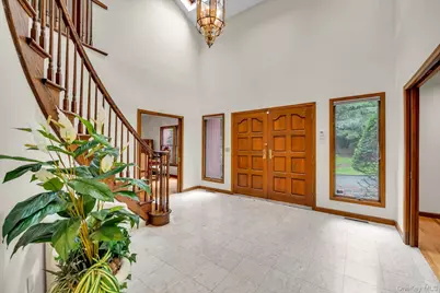 244 Store Hill Road, Old Westbury, NY 11568 - Photo 3