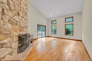 244 Store Hill Rd, Old Westbury, NY 11568 - Photo 15