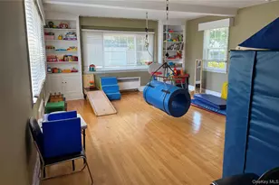 156 N Ocean Ave, Patchogue, NY 11772 - Photo 9