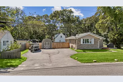 277 McKinley Drive, Mastic Beach, NY 11951 - Photo 5