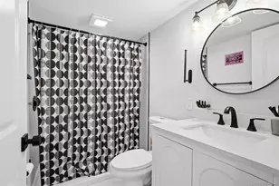 308 Hancock St, Brentwood, NY 11717 - Photo 27