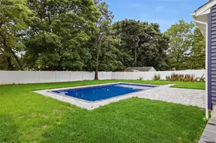 308 Hancock St, Brentwood, NY 11717 - Photo 29