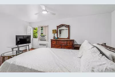 1205 E Broadway #F-24, Hewlett, NY 11557 - Photo 11