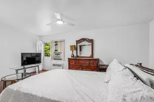 1205 E Broadway, Hewlett, NY 11557 - Photo 11