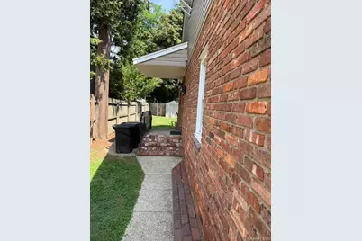 187 E 11th Street #B, Huntington Station, NY 11746 - Photo 3
