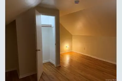 187 E 11th Street #B, Huntington Station, NY 11746 - Photo 15