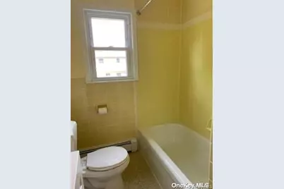 187 E 11th Street #B, Huntington Station, NY 11746 - Photo 11