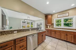 47 Scenic Dr, Poughkeepsie, NY 12603 - Photo 9