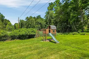 47 Scenic Dr, Poughkeepsie, NY 12603 - Photo 37