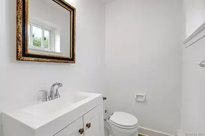 9910 60th Avenue #5J, Corona, NY 11368 - Photo 13