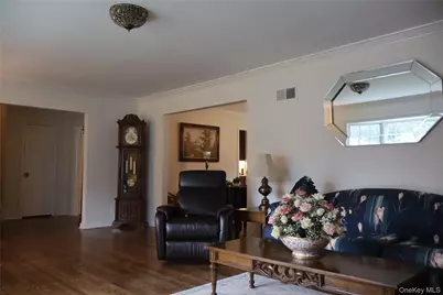 52 Runyon, Scarsdale, NY 10583 - Photo 7