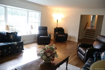 52 Runyon, Scarsdale, NY 10583 - Photo 5