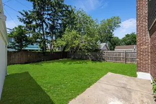 1977 Jackson Ave, Elmont, NY 11003 - Photo 13
