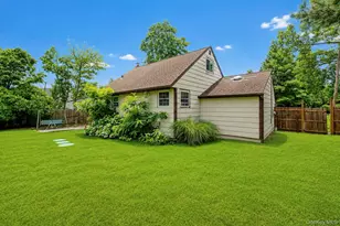 491 Smith St, Central Islip, NY 11722 - Photo 39