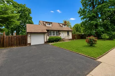 491 Smith Street, Central Islip, NY 11722 - Photo 3