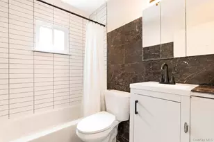 491 Smith St, Central Islip, NY 11722 - Photo 19