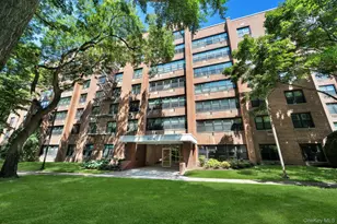 75-26 Bell Blvd, Oakland Gardens, NY 11364 - Photo 3