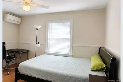 25511 Iowa Road, Great Neck, NY 11020 - Photo 11