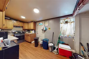 1711 Rockaway Pkwy, Brooklyn, NY 11236 - Photo 9