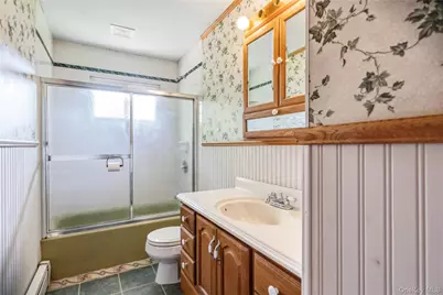 417 Winters Drive N, Mastic, NY 11950 - Photo 17