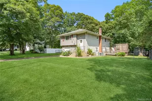 417 Winters Dr N, Mastic, NY 11950 - Photo 3