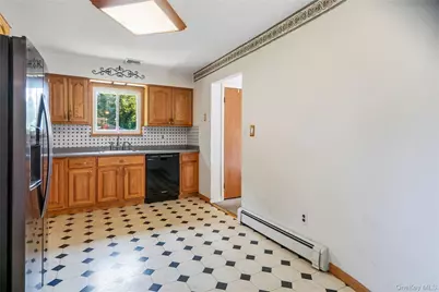 417 Winters Drive N, Mastic, NY 11950 - Photo 13