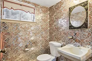 4 Smithtown Crescent, Smithtown, NY 11787 - Photo 11