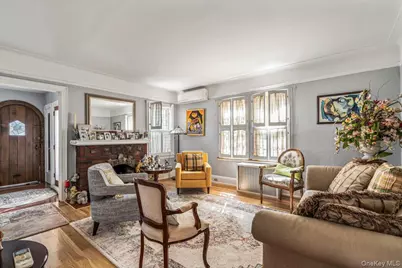 166-47 25th Avenue, Whitestone, NY 11357 - Photo 5