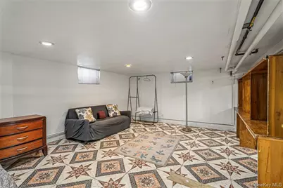 166-47 25th Avenue, Whitestone, NY 11357 - Photo 19