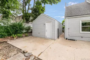 53 12th St, Carle Place, NY 11514 - Photo 23