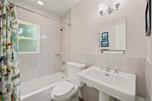 102 Stephan Marc Ln, New Hyde Park, NY 11040 - Photo 13