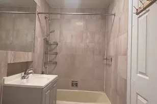4231 Colden St, Flushing, NY 11355 - Photo 5