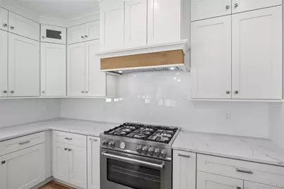 43 Westbury Avenue, Mineola, NY 11501 - Photo 11