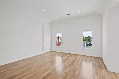 43 Westbury Avenue, Mineola, NY 11501 - Photo 23