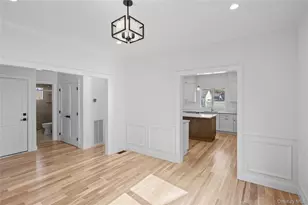 43 Westbury Ave, Mineola, NY 11501 - Photo 19