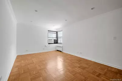 90-09 Northern Blvd #102, Jackson Heights, NY 11370 - Photo 5