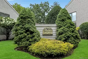 11 Rose Ct, East Islip, NY 11730 - Photo 25