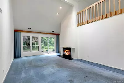 11 Rose Court, East Islip, NY 11730 - Photo 7