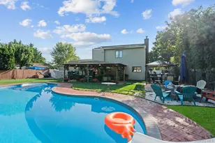7 Sprat St, Medford, NY 11763 - Photo 17