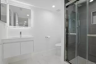 100 Brook Hills Cir, White Plains, NY 10605 - Photo 21