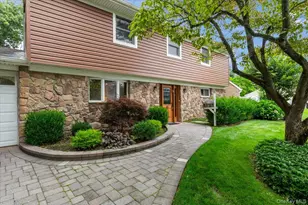 9 Donald Dr, Old Bethpage, NY 11804 - Photo 3