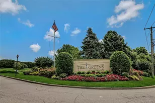 859 Verona Dr, Melville, NY 11747 - Photo 3