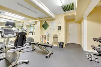 640 Pelham Road #1D, New Rochelle, NY 10805 - Photo 27