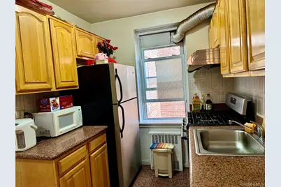 43-36 Robinson Street #3L, Flushing, NY 11355 - Photo 5