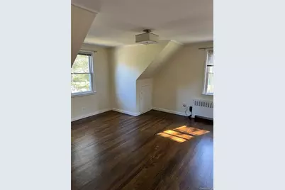 23 Luther Place, Huntington Station, NY 11746 - Photo 3