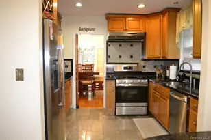 622 James St, Pelham, NY 10803 - Photo 9