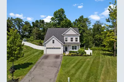 20 Karen Court, Poughkeepsie, NY 12603 - Photo 1