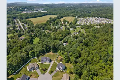 20 Karen Court, Poughkeepsie, NY 12603 - Photo 49