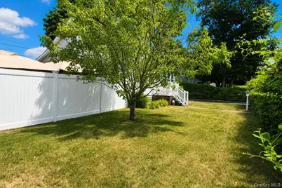 185 Ferndale Boulevard, Islip, NY 11751 - Photo 5
